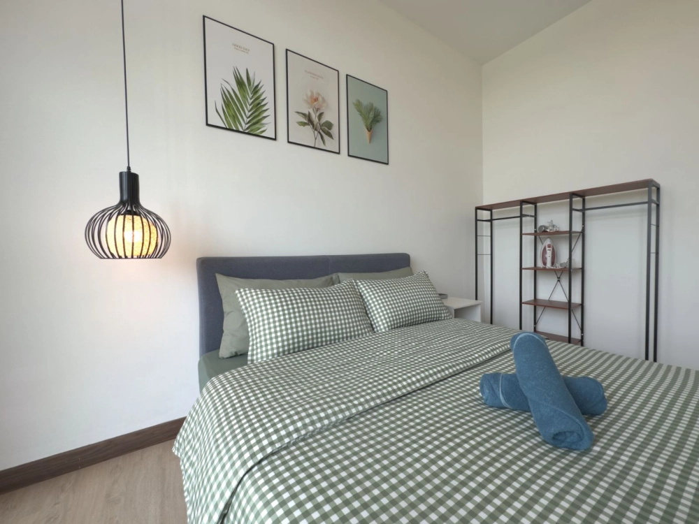 airbnb small space design